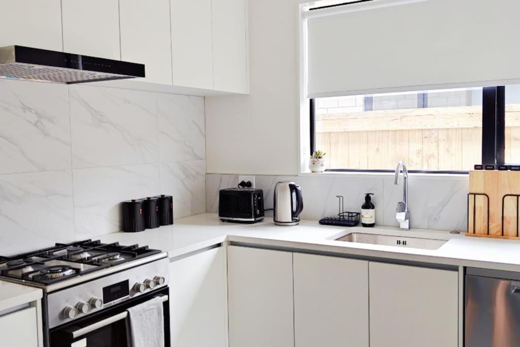 Vila Modern & Cozy New Build Retreat Hamilton Exteriér fotografie